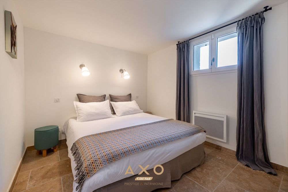 � vendre  Villa Moustiers-Sainte-Marie (04360)