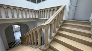  Appartement � louer 4 pi�ces 145 m�