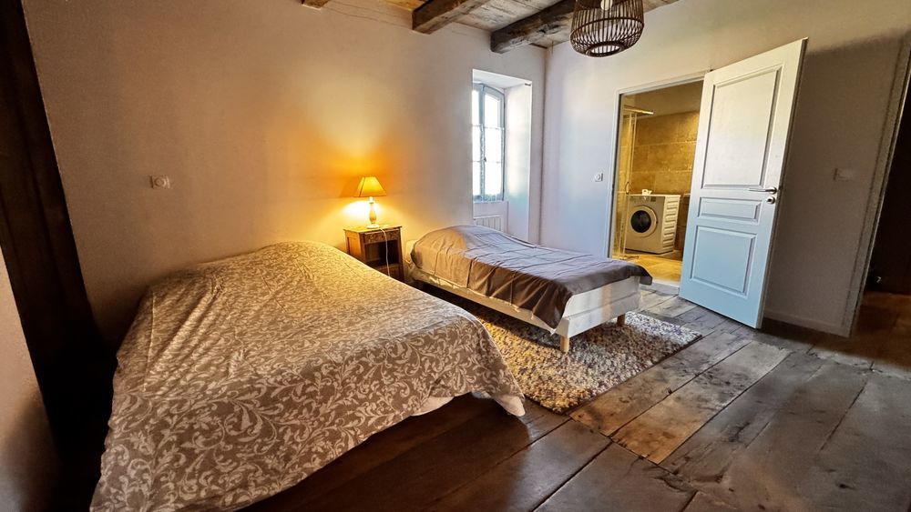 � vendre  Maison Tour-de-Faure (46330)