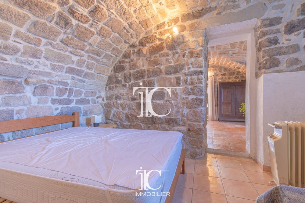 � vendre  Villa Les Vans (07140)