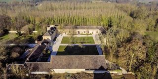  Villa � vendre 15 + pi�ces 1130 m�