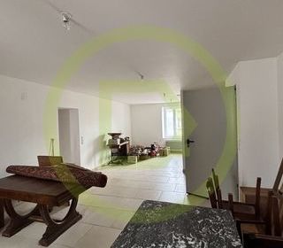  Immeuble � vendre 310 m�