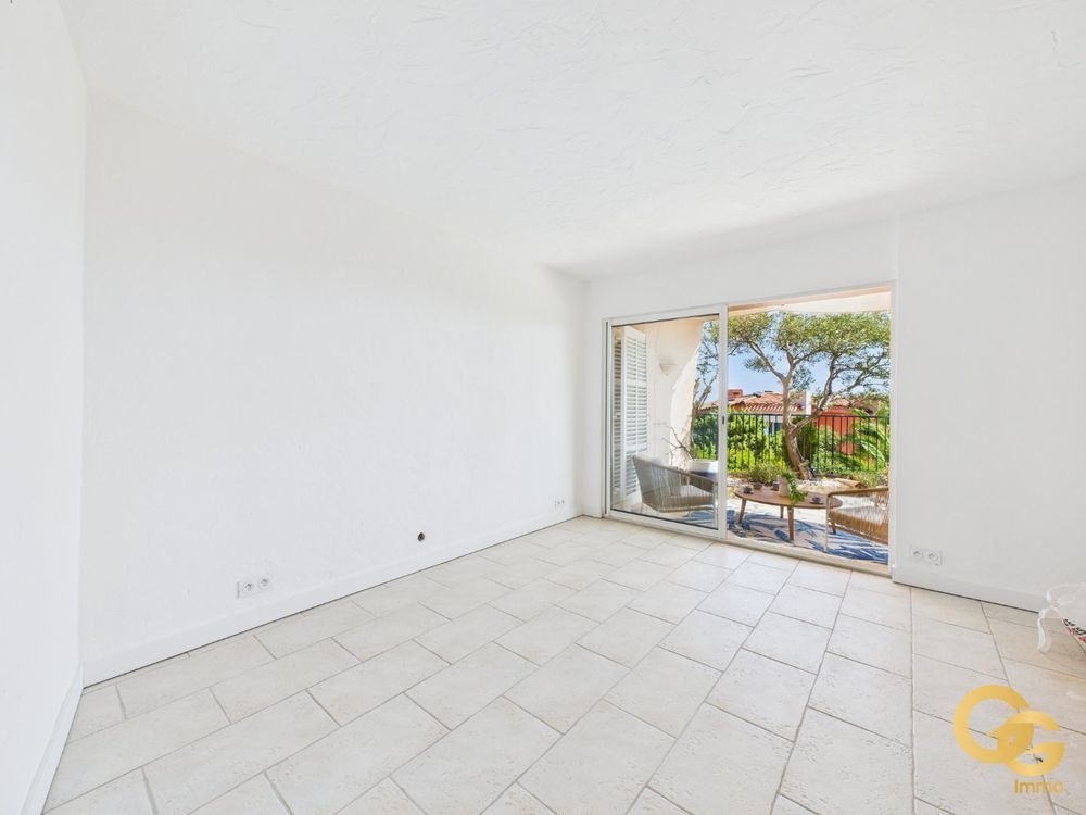 � vendre  Appartement Th�oule-sur-Mer (06590)