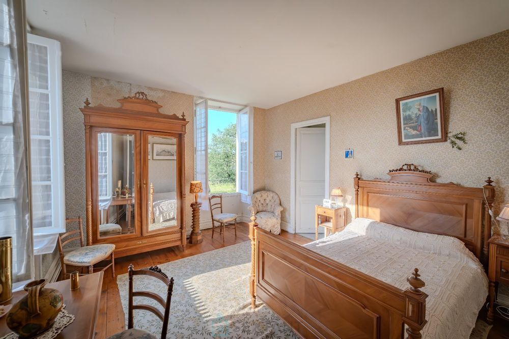 � vendre  Villa Segonzac (16130)