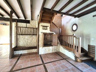  Maison � vendre 7 pi�ces 228 m�