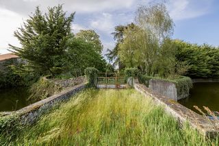  Maison � vendre 15 + pi�ces 218 m�