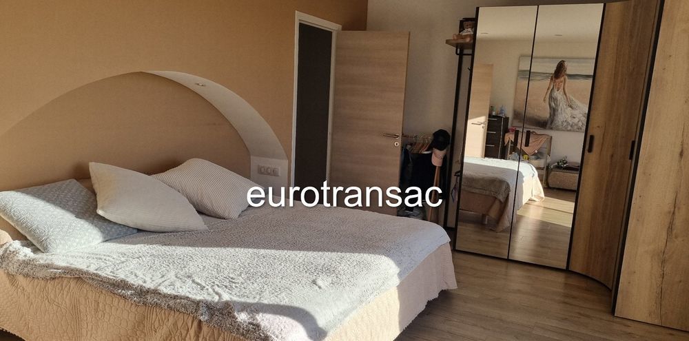 � vendre  Maison M�ze (34140)