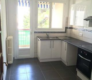  Appartement � louer 3 pi�ces 75 m�