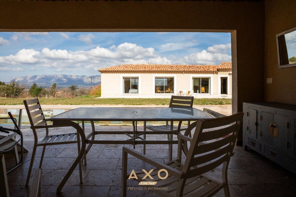 � vendre  Villa Trets (13530)