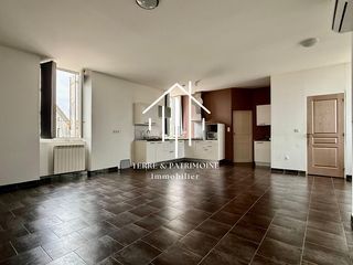  Immeuble � vendre 220 m�