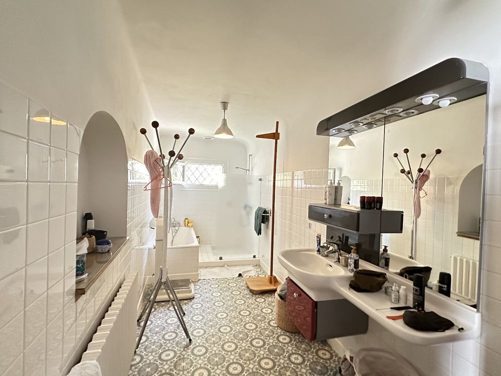 � vendre  Maison La Chapelle-aux-Saints (19120)