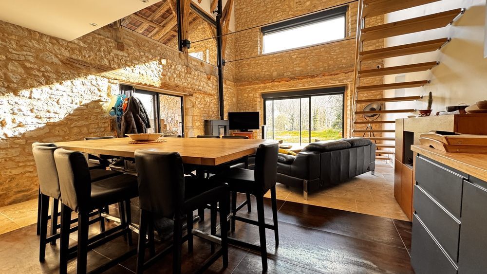 � vendre  Maison Tour-de-Faure (46330)