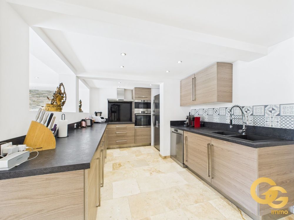 � vendre  Maison Grasse (06130)