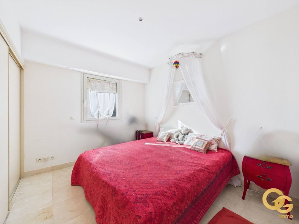 � vendre  Appartement Th�oule-sur-Mer (06590)