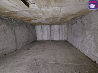  Parking / Garage � vendre 