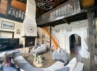  Villa � vendre 6 pi�ces 330 m�