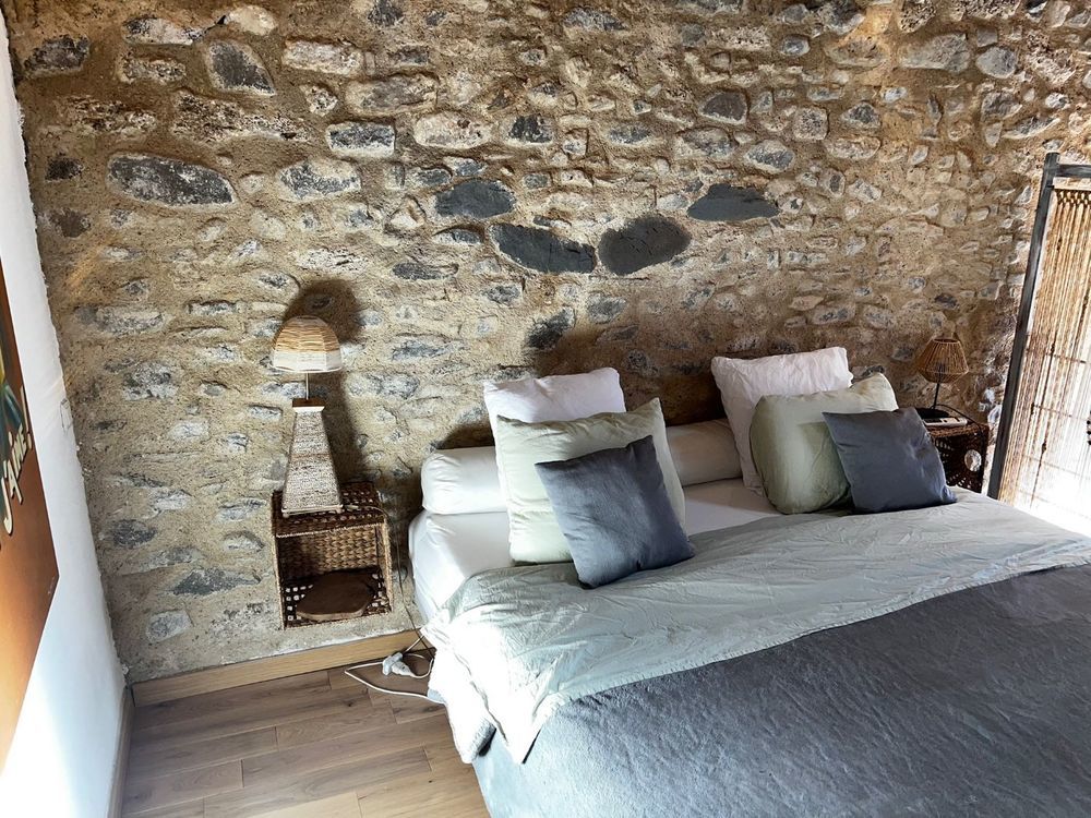 � vendre  Villa Caux (34720)