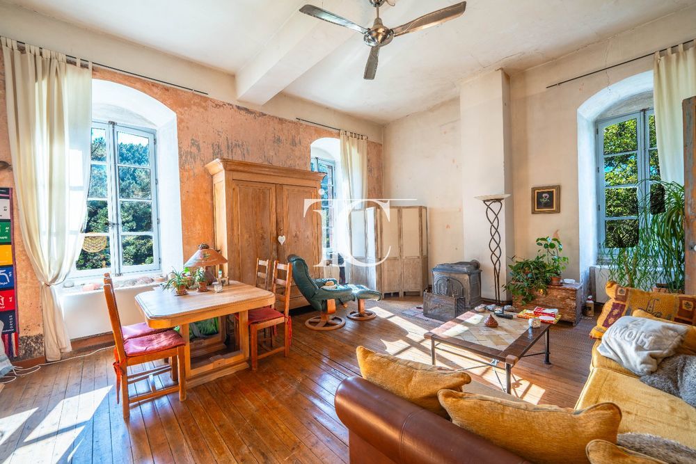 � vendre  Villa Banne (07460)