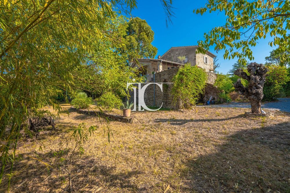 � vendre  Villa Les Vans (07140)