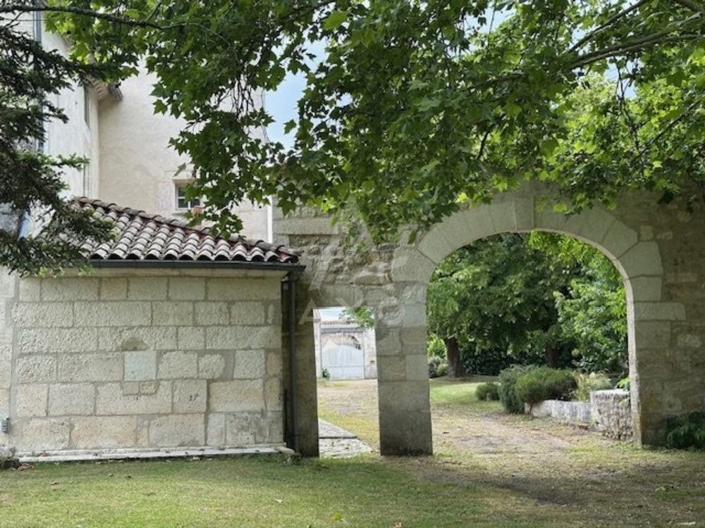 � vendre  Villa Angoul�me (16000)