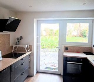  Immeuble � vendre 10 pi�ces 190 m�