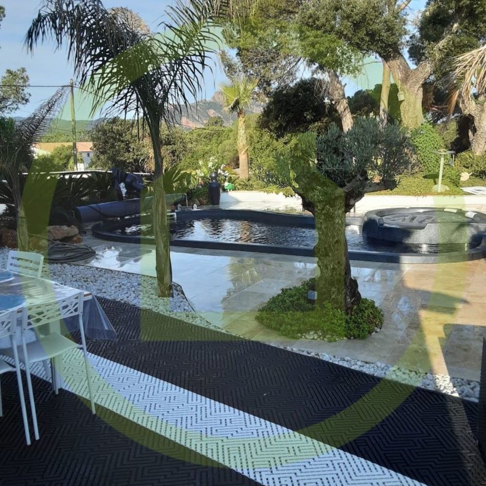 � vendre  Maison Roquebrune-sur-Argens (83520)