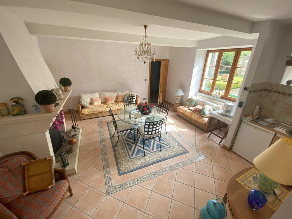 � vendre  Villa Sommevoire (52220)