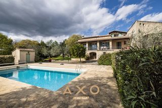  Maison � vendre 7 pi�ces 240 m�