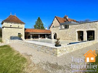  Villa � vendre 10 pi�ces 249 m�