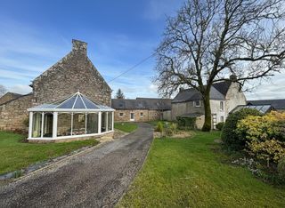  Maison � vendre 15 + pi�ces 360 m�