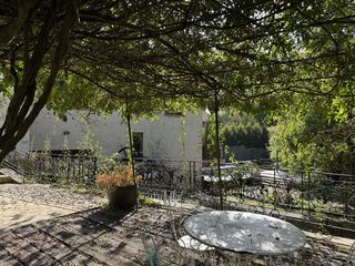  Villa � vendre 15 + pi�ces 700 m�