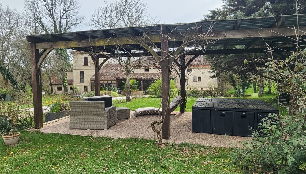 � vendre  Maison Montcuq (46800)