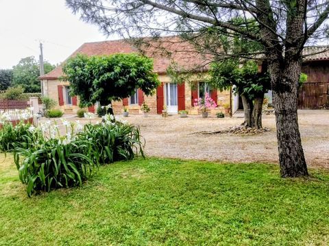   Ensemble Immobilier Maison - 5 pi�ce(s) - 162 m�