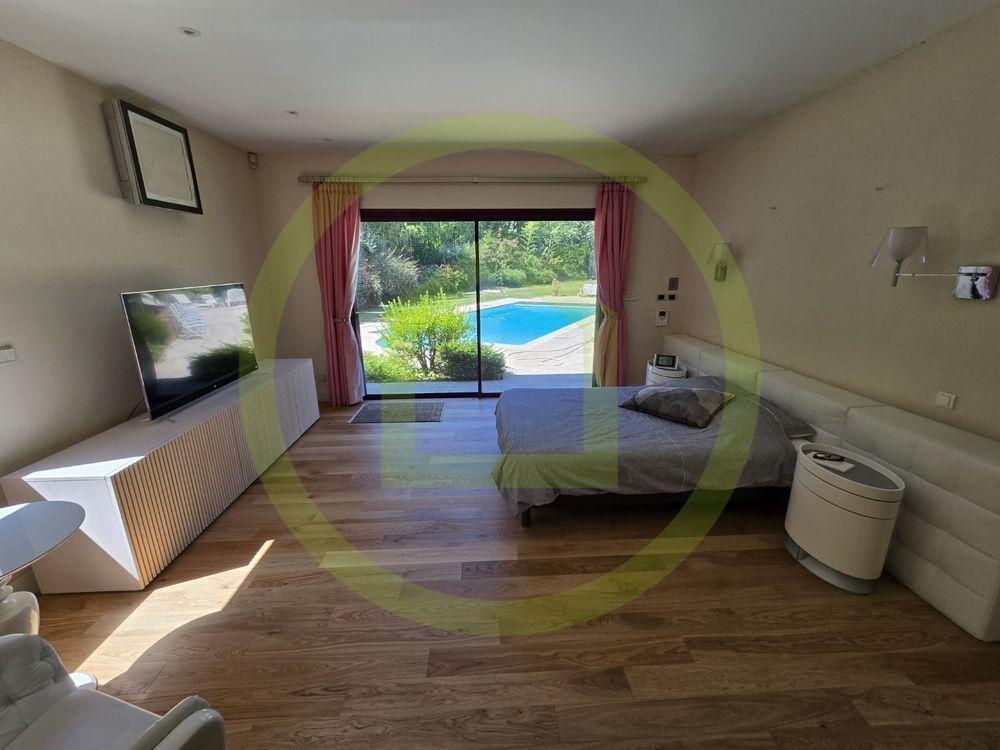 � vendre  Villa Saint-Denis-en-Val (45560)