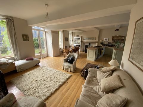   Maison de caract�re Maison - 5 pi�ce(s) - 125 m�