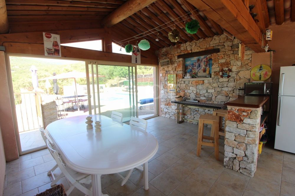 � vendre  Maison Saint-Saturnin-l�s-Apt (84490)