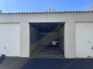  Parking / Garage � louer 1 pi�ce 13 m�