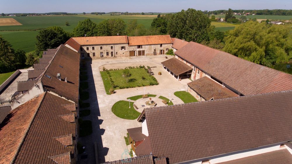 � vendre  Villa Coulommiers (77120)