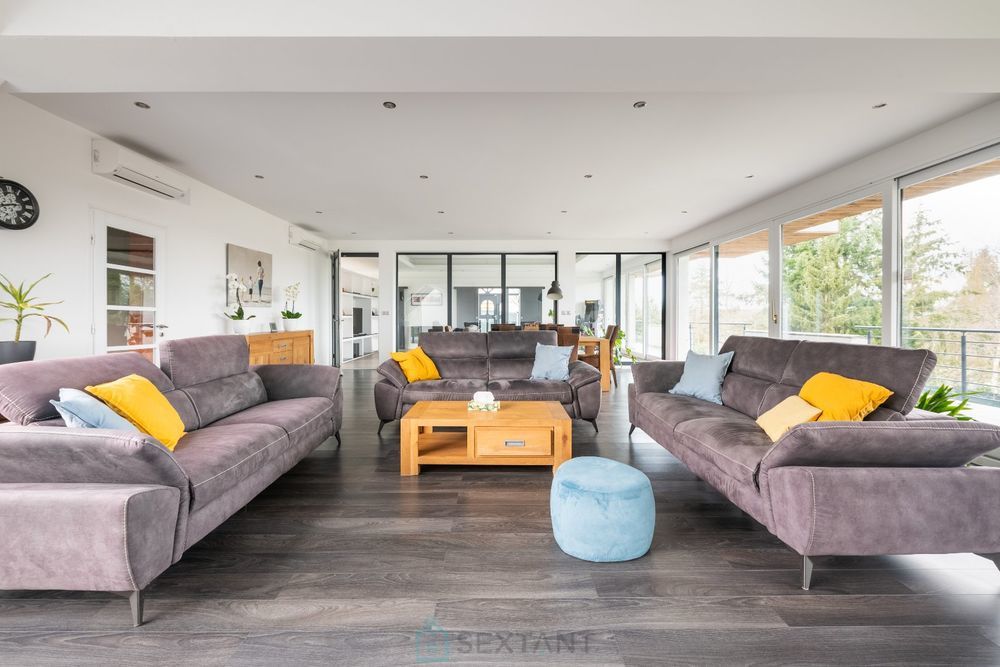 � vendre  Villa Fontainebleau (77300)