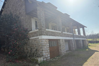  Villa � vendre 5 pi�ces 218 m�