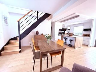  Villa � vendre 8 pi�ces 200 m�