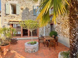  Maison � vendre 15 + pi�ces 385 m�