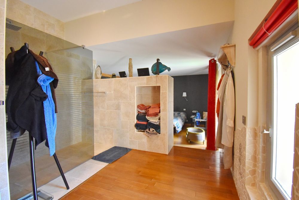 � vendre  Appartement P�zenas (34120)