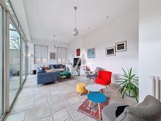  Maison � vendre 8 pi�ces 216 m�