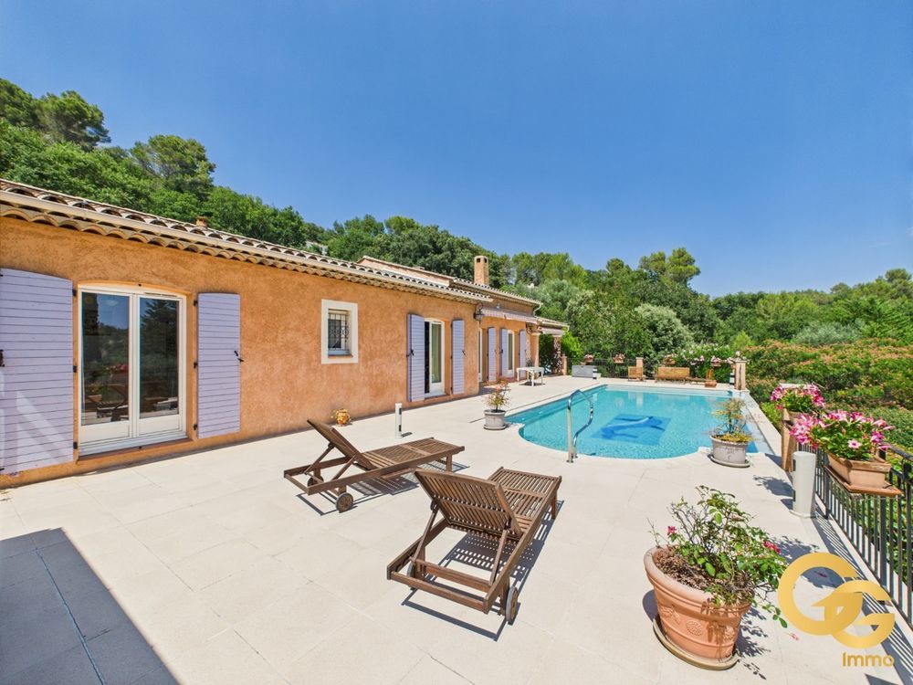 � vendre  Villa Le Tignet (06530)