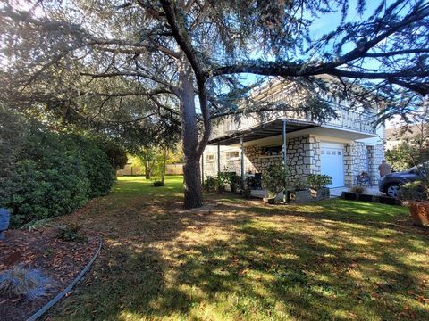   Maison Maison - 6 pi�ce(s) - 125 m�