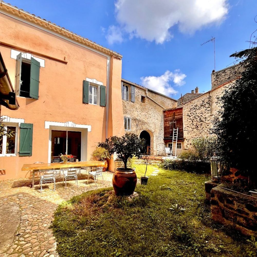 � vendre  Villa P�zenas (34120)