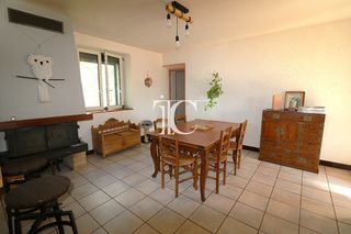  Maison � vendre 9 pi�ces 208 m�