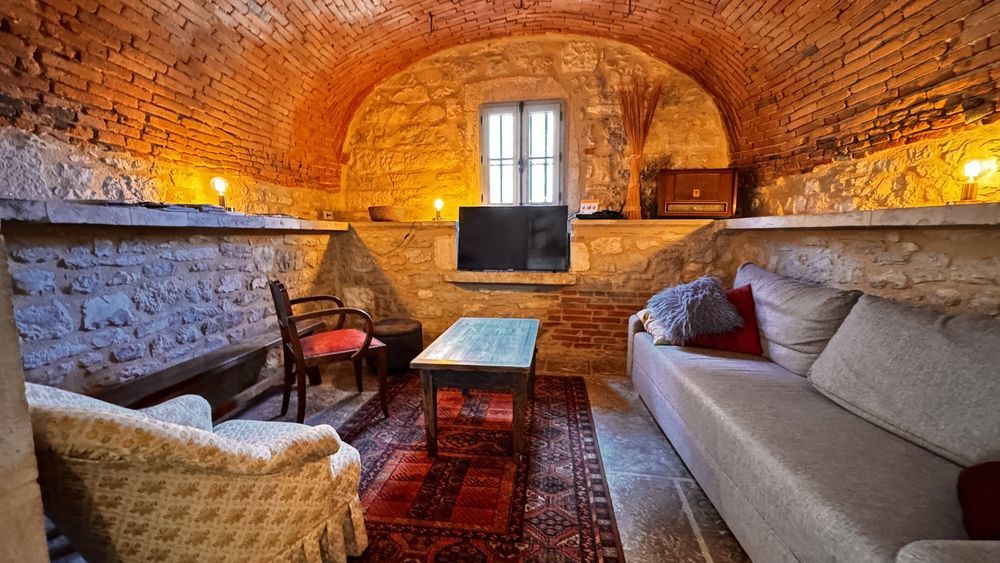 � vendre  Maison Tour-de-Faure (46330)