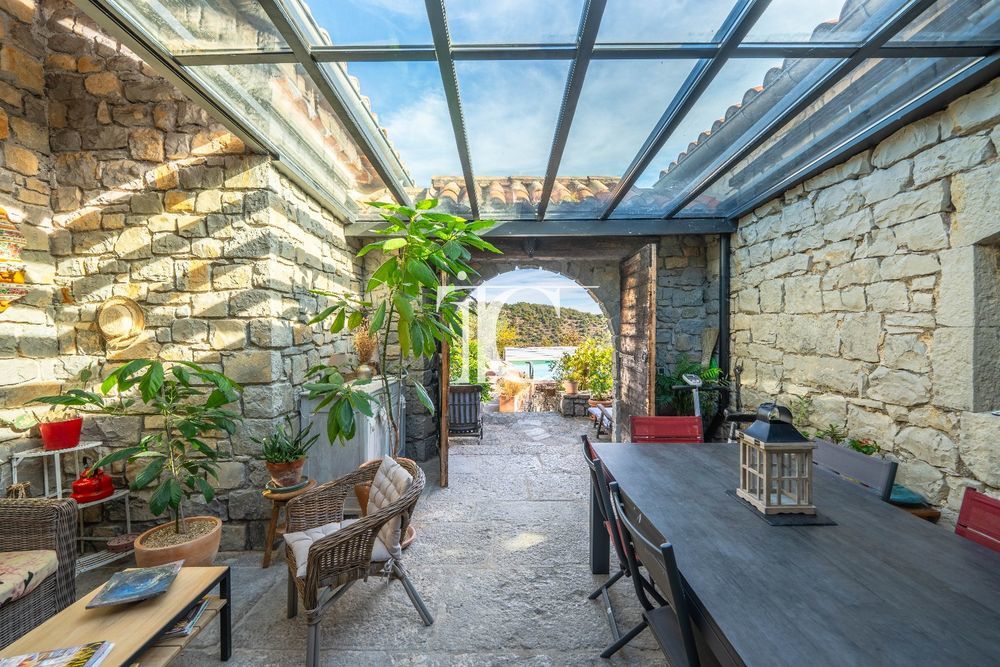 � vendre  Villa Banne (07460)